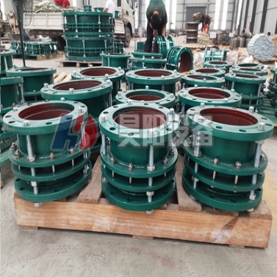 双法兰伸缩节和双法兰伸缩接头有什么区别？