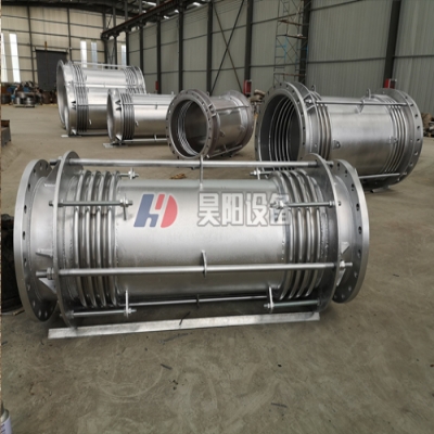 请教金属波纹补偿器的安装方法？